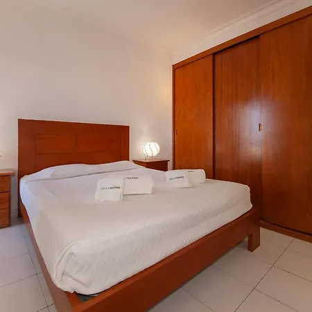 Apartamento B25 - Candimar *